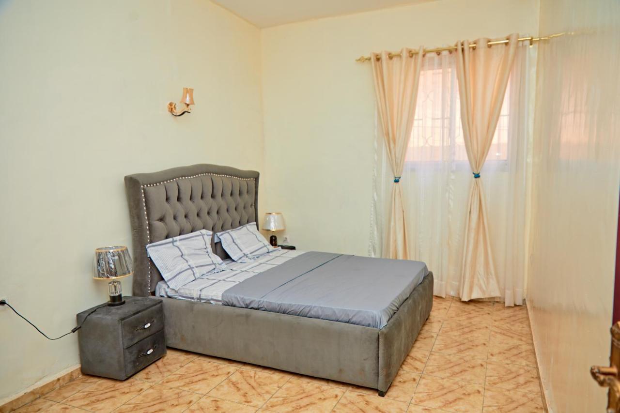 Residence Verone - Appartement Meublés Yaoundé Exterior foto